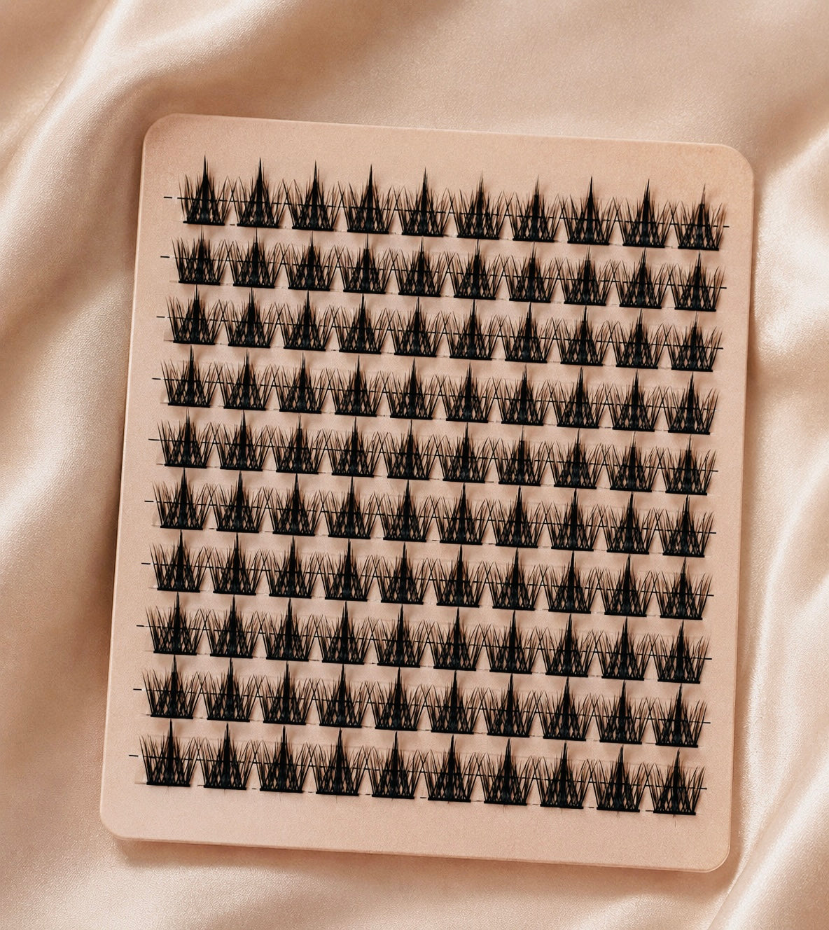 Lazy Purr Flutter Fu cluster lashes product packaging